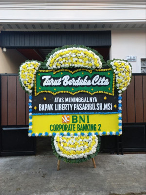 Papan Bunga Duka di Oebufu