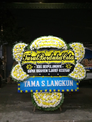 Papan Bunga Duka di Oebufu